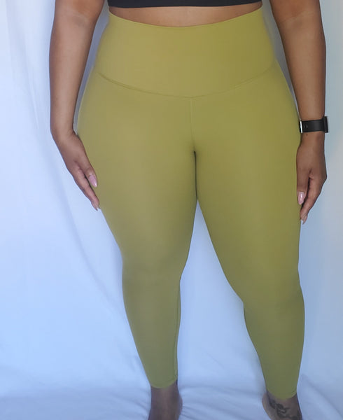 Signature Second Skin High Waisted Leggings - Olive